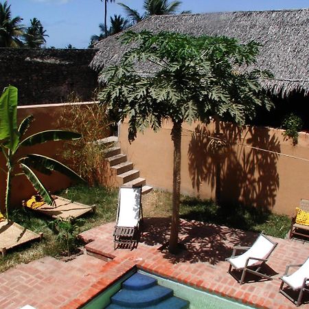 Patio Dos Quintalinhos - Casa Di Gabriele Acomodação com café da manhã Ilha de Mocambique Exterior foto