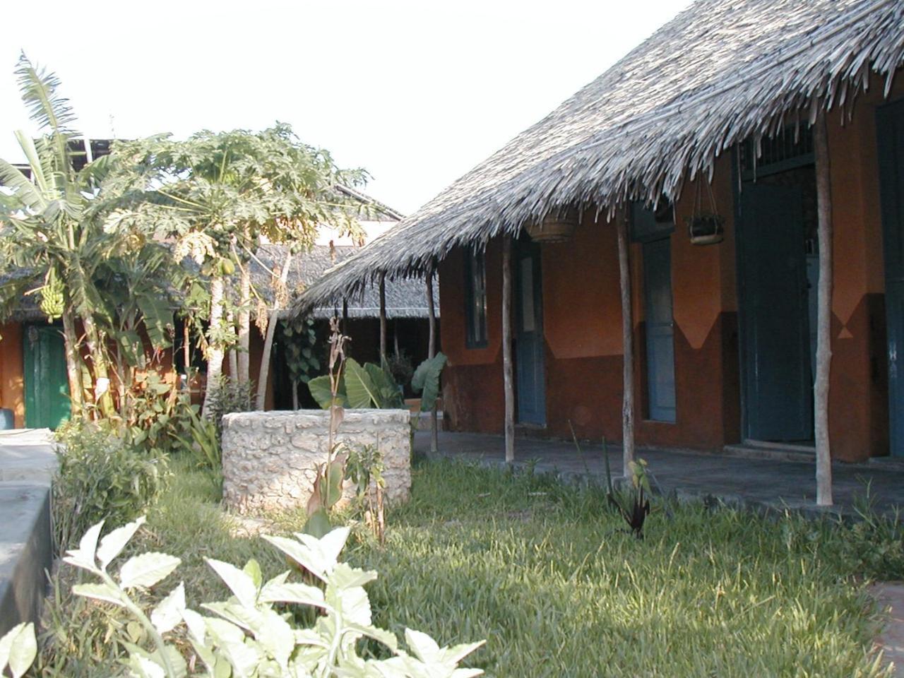 Patio Dos Quintalinhos - Casa Di Gabriele Acomodação com café da manhã Ilha de Mocambique Exterior foto